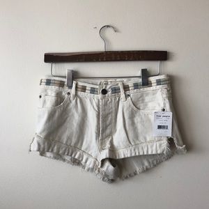NWT- free people white jean shorts - 25